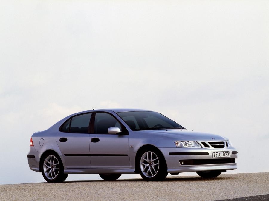  Saab 9-3 Aero Sport Sedan 2002 года  (фото 15 из 16)
